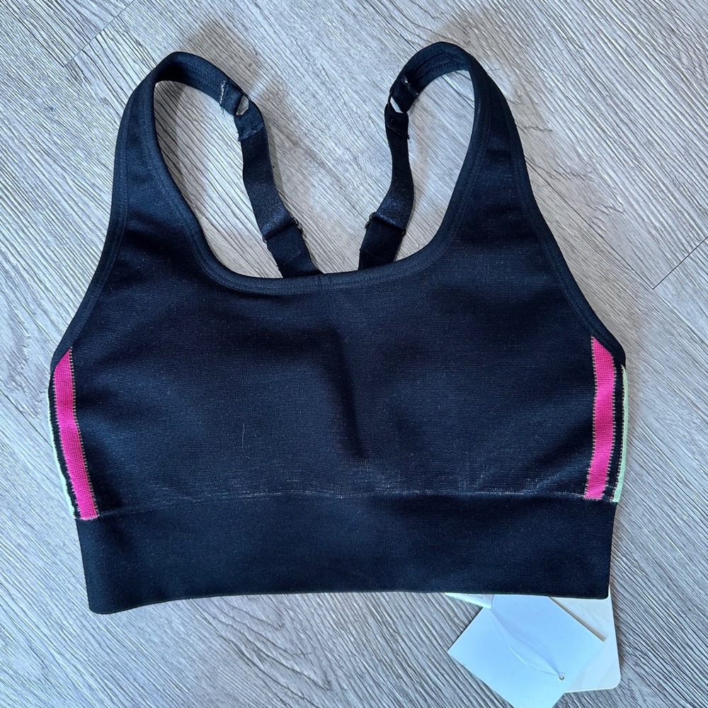 Fabletics Aisley‎ Seamless Bra XS Black Pink Green Athleisure Workout Low Impact